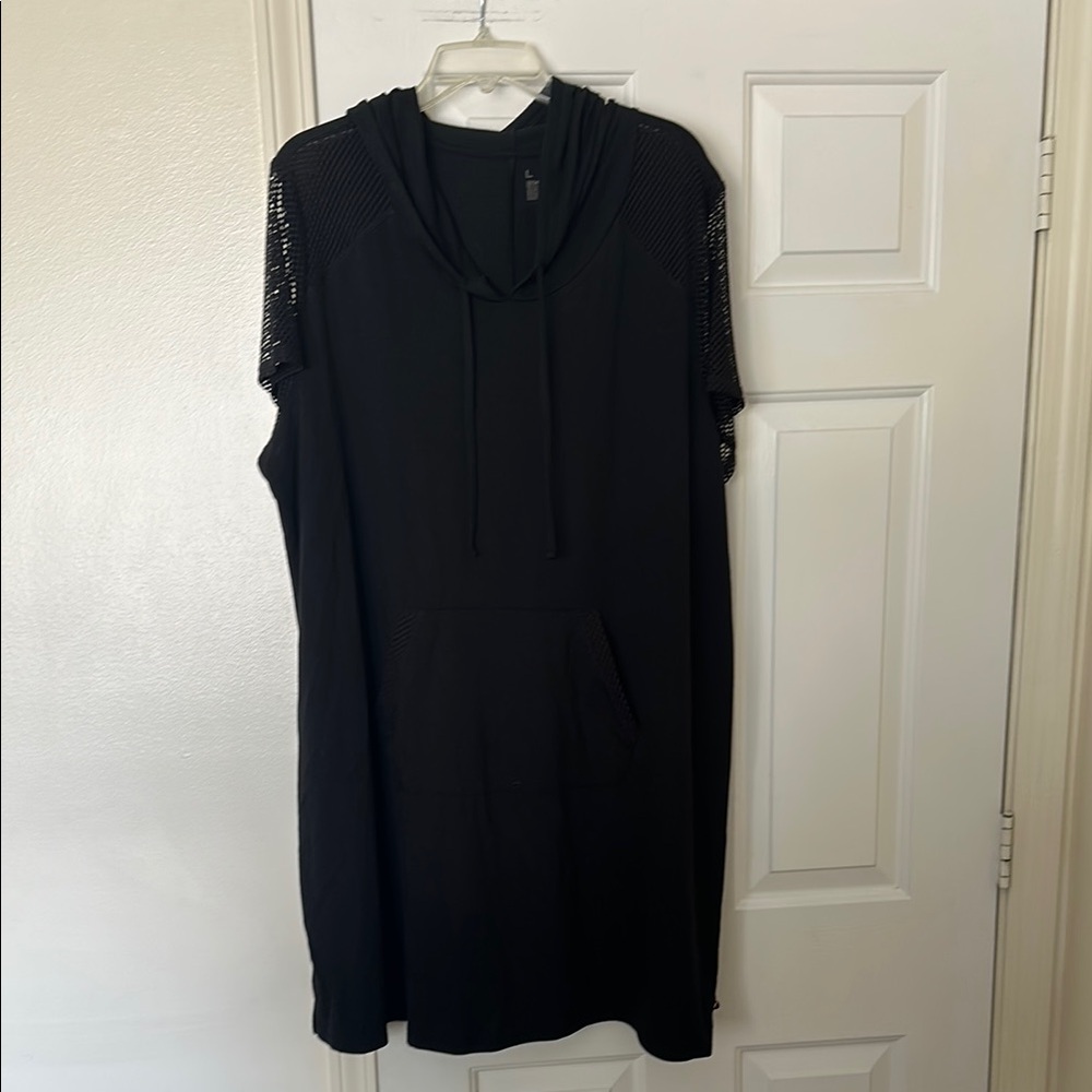 LIVI Black Sleeveless Hoodie Dress